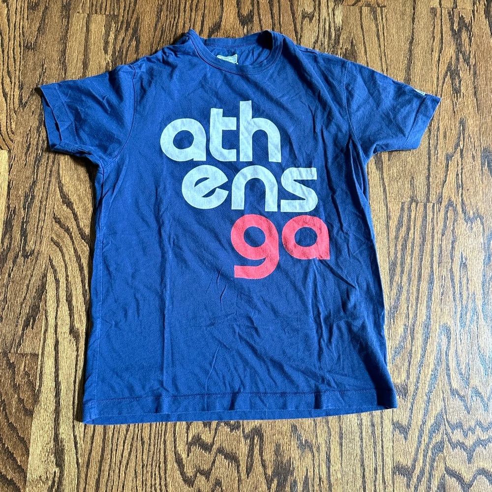XS Athens GA t shirt